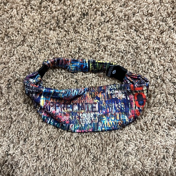 RoGaWear positive saying versatile headband/ scarf. - Picture 2 of 5